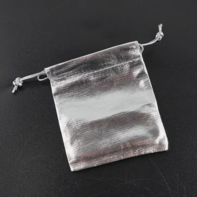 Darčekové vrecko strieborné 9x8cm