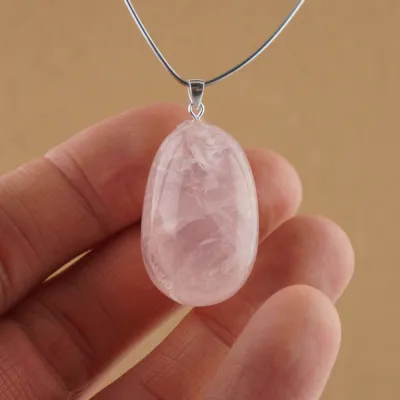 Originálny prívesok Ruženín